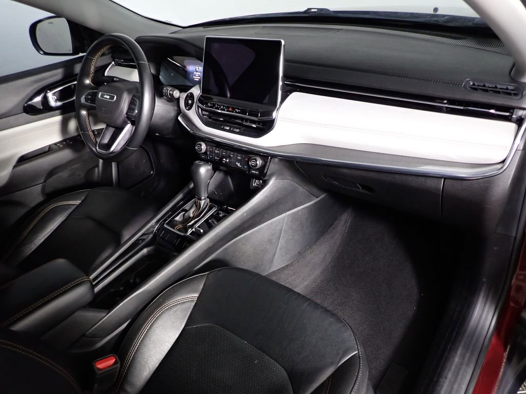 Used 2022 Jeep Compass Limited image 30