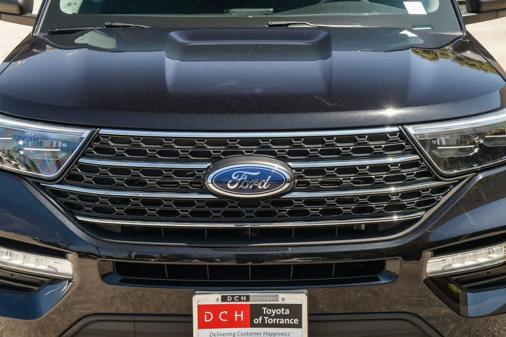 Used 2023 Ford Explorer XLT w/ Equipment Group 202A RWD image 5