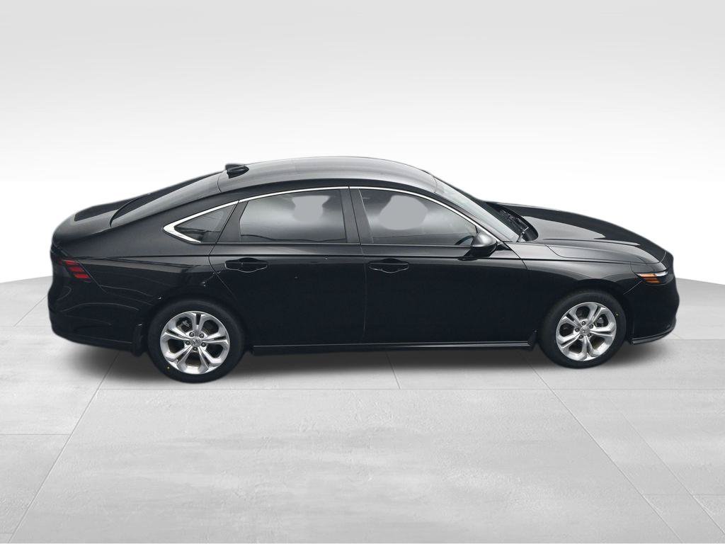 Used 2025 Honda Accord LX image 36