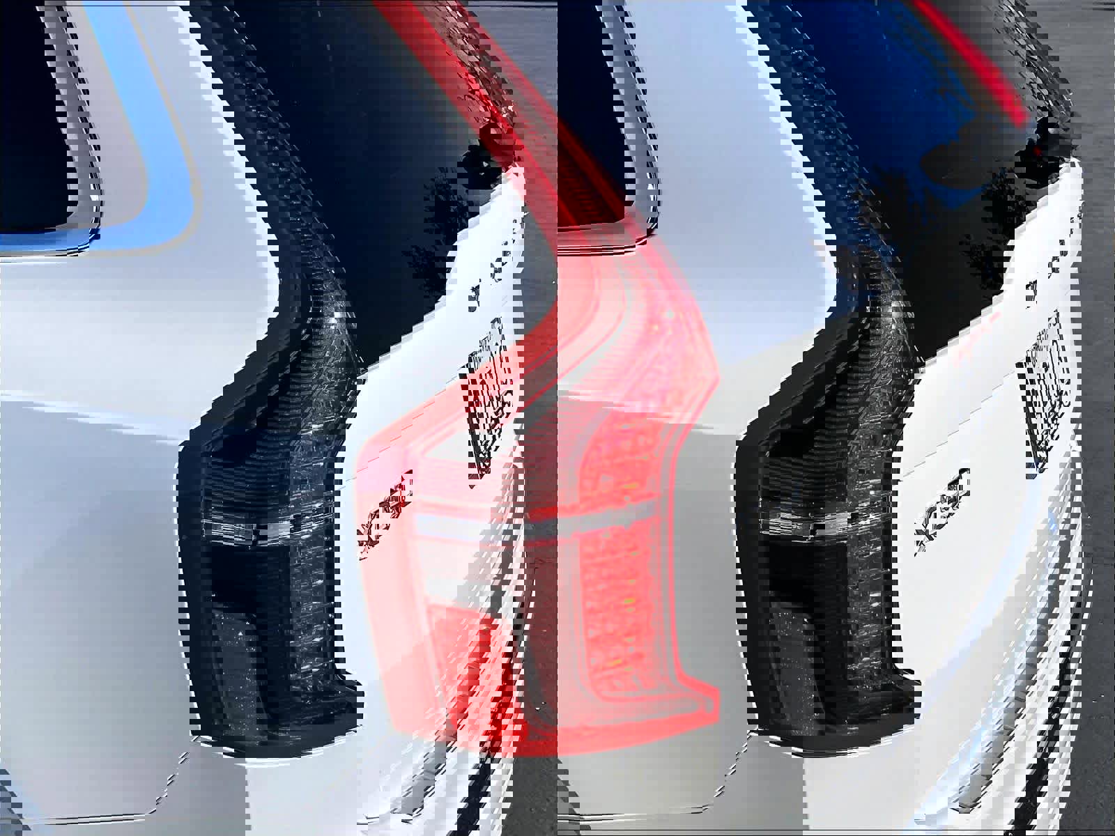 Used 2024 Volvo XC90 T8 Ultimate w/ Protection Package Premier image 33