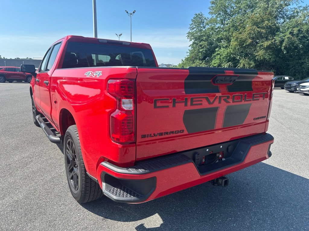 Used 2024 Chevrolet Silverado 1500 Custom w/ Rally Edition AWD/4WD image 7