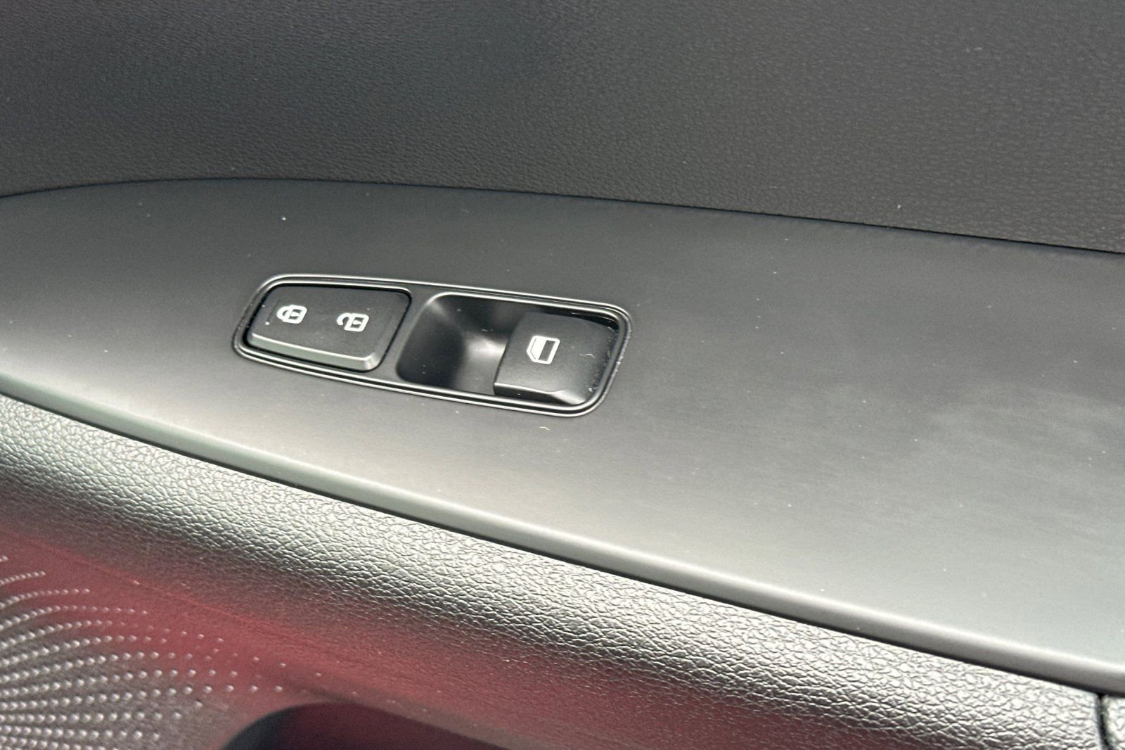 Certified 2023 Kia Forte LXS w/ LXS Technology Package image 21