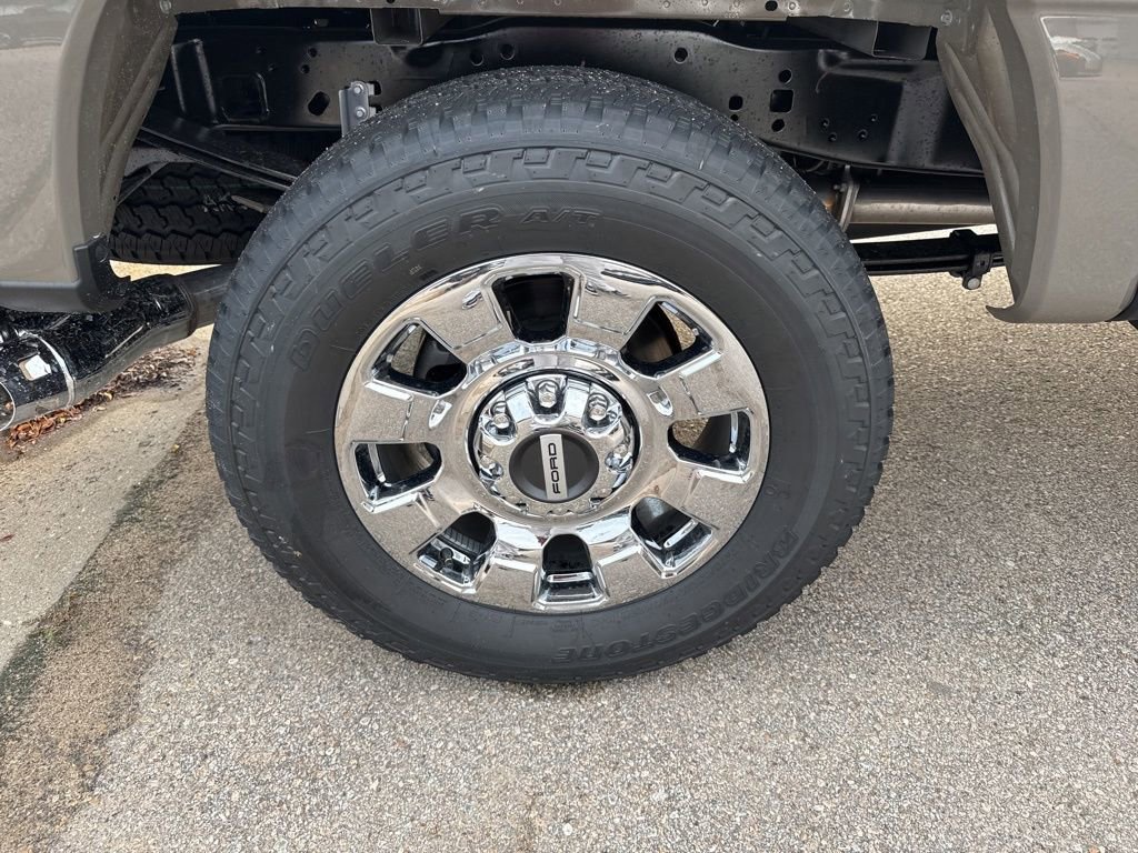 New 2026 Ford F250 Lariat w/ Chrome Package image 26