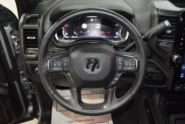 Used 2024 RAM 2500 Limited image 31