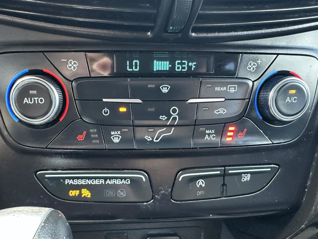 Used 2017 Ford Escape Titanium FWD image 62