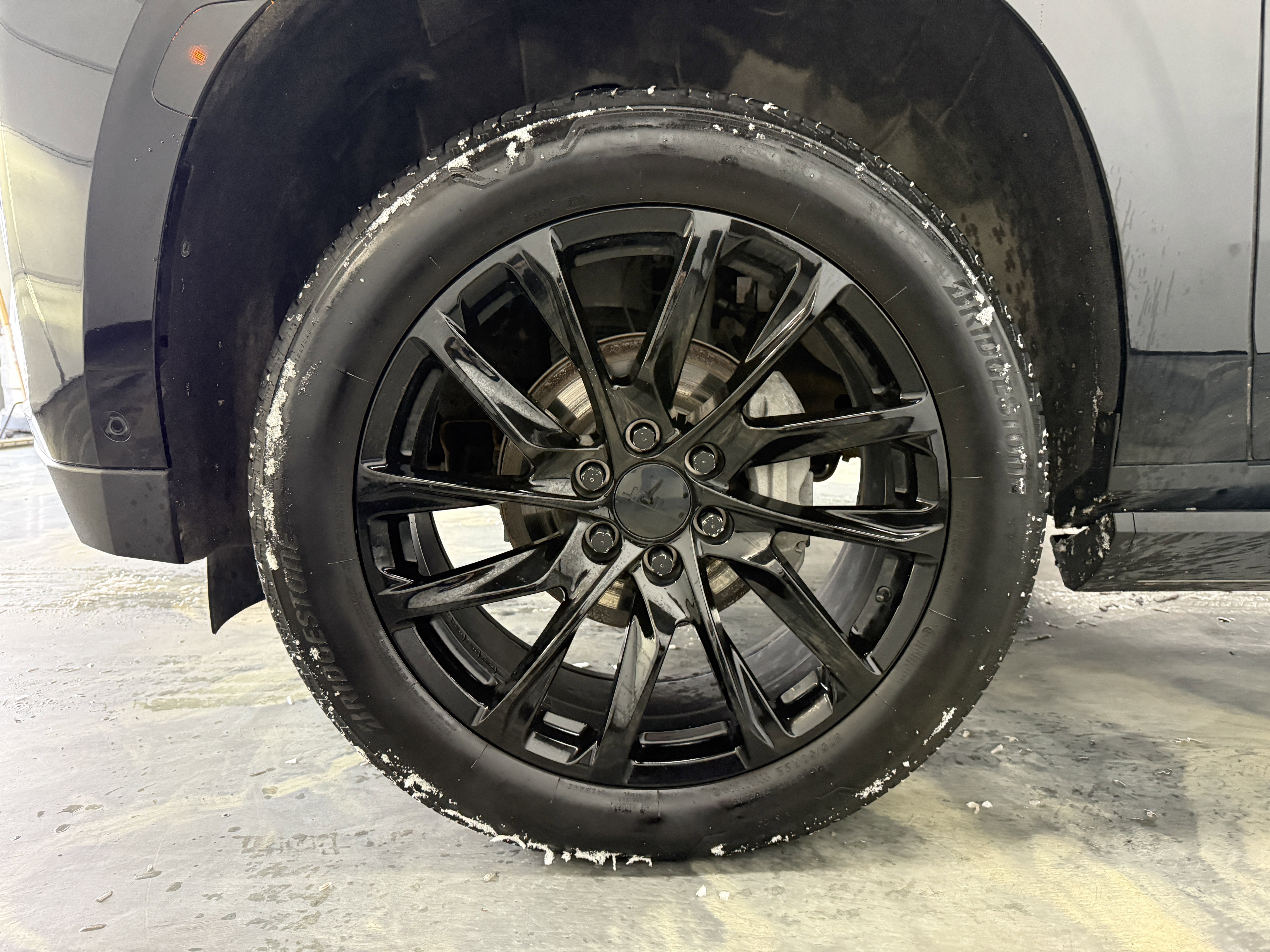 Used 2023 GMC Yukon Denali Ultimate image 26