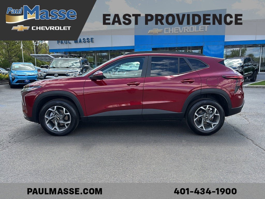 Certified 2025 Chevrolet Trax LT w/ LT Convenience Package FWD image 4