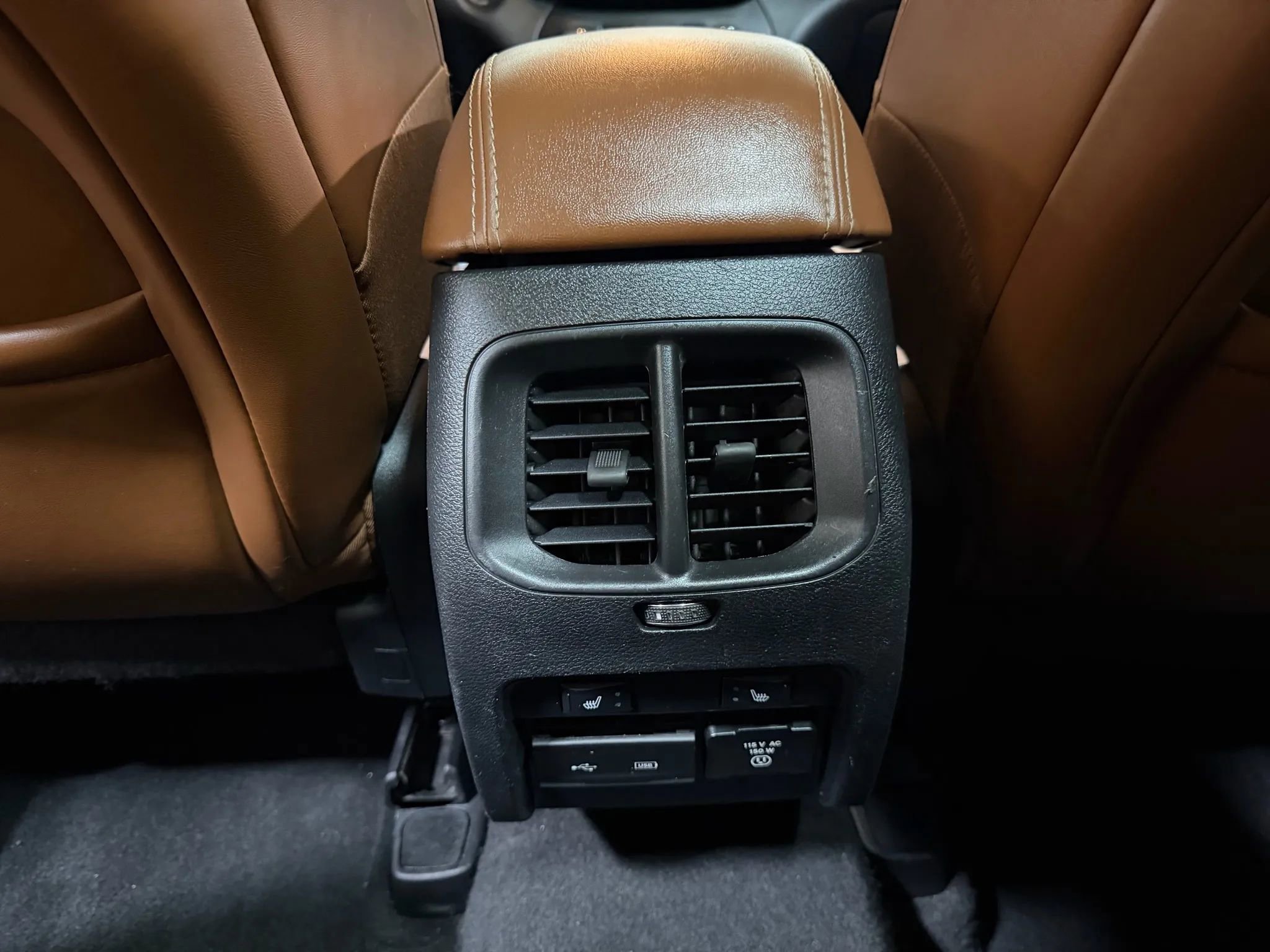 Used 2019 Jeep Cherokee Overland w/ Technology Group image 48