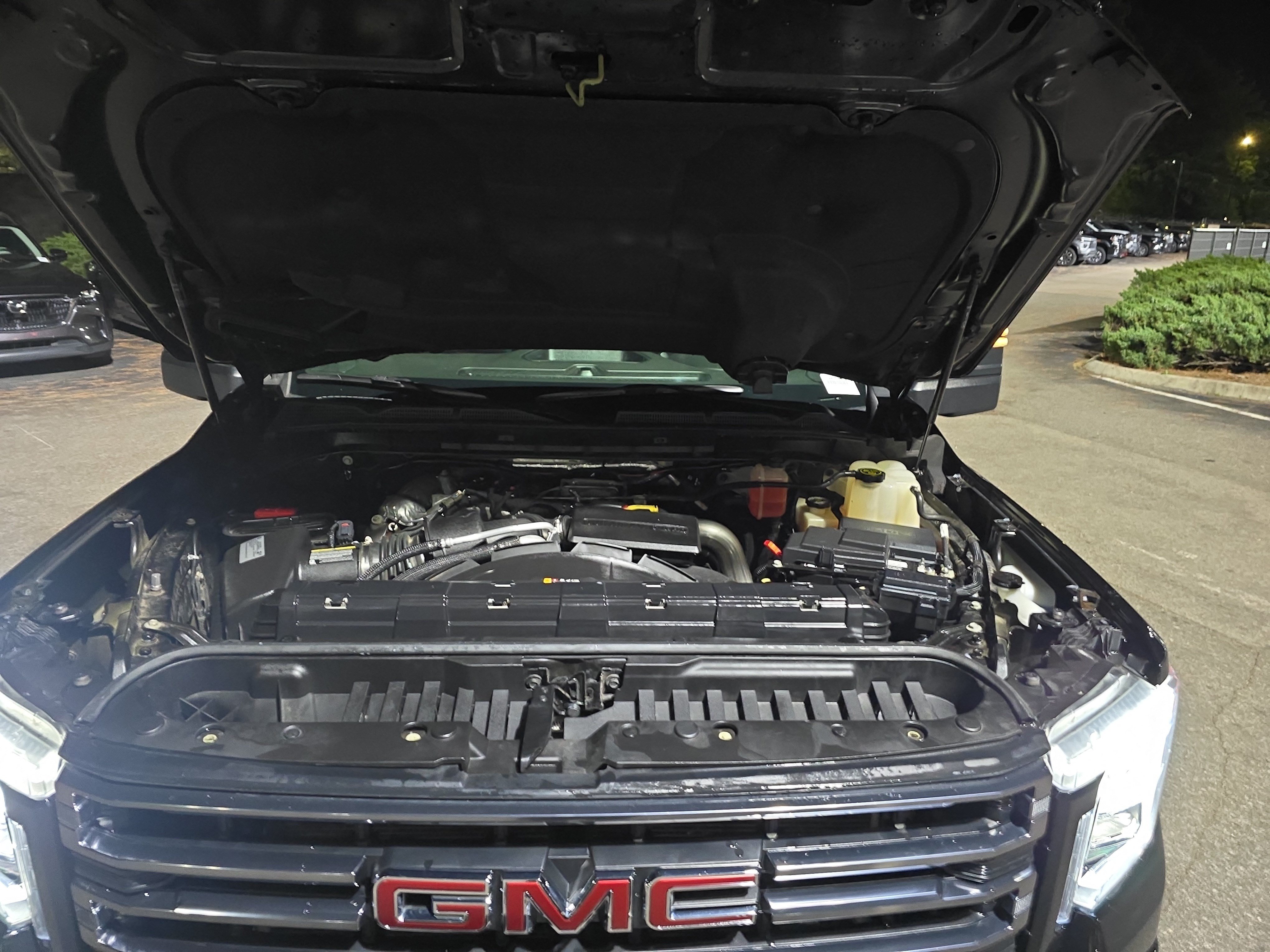 Used 2022 GMC Sierra 2500 AT4 w/ Gooseneck/5TH Wheel Package AWD/4WD image 29