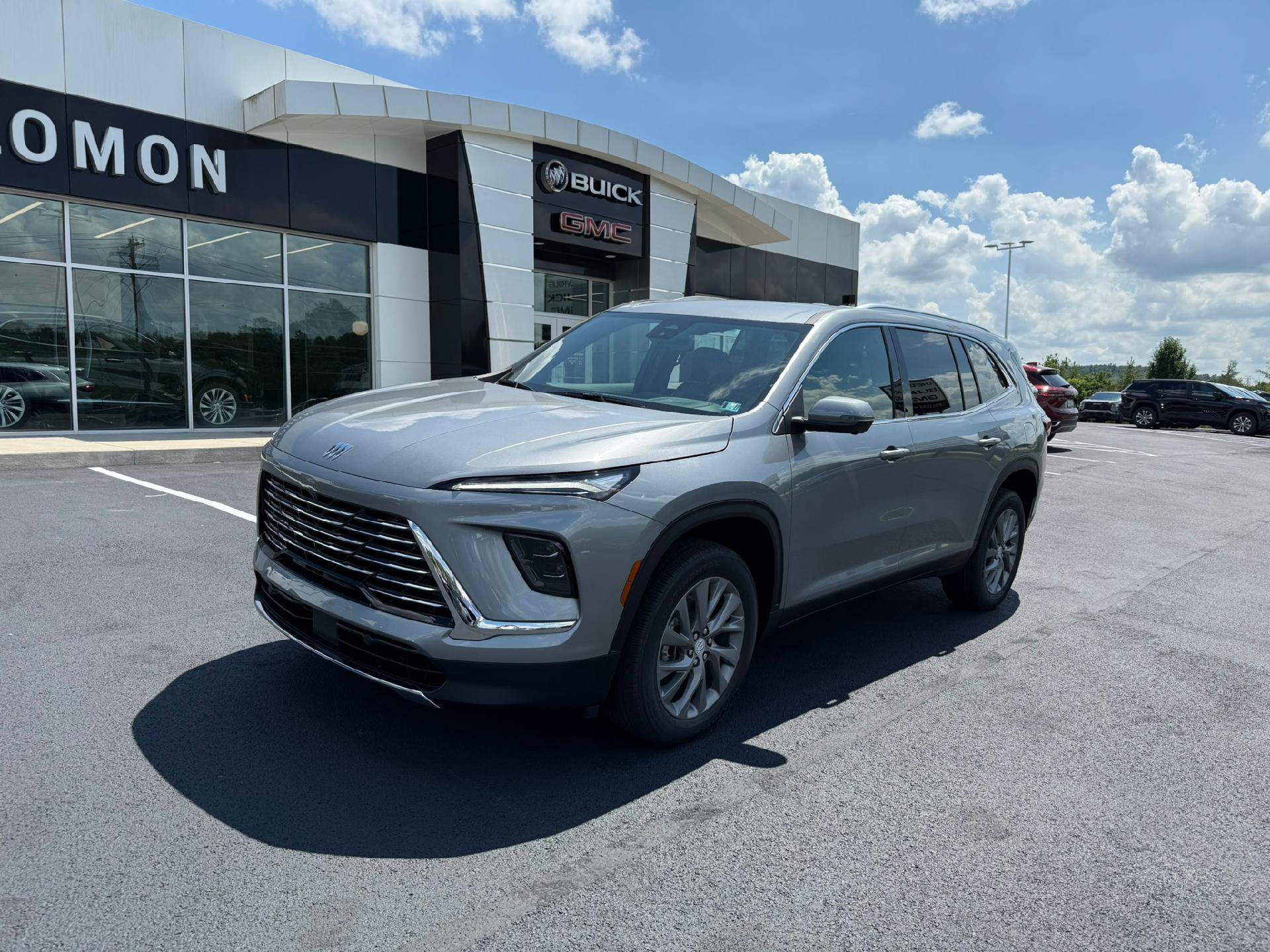 New 2026 Buick Enclave Preferred AWD/4WD image 1