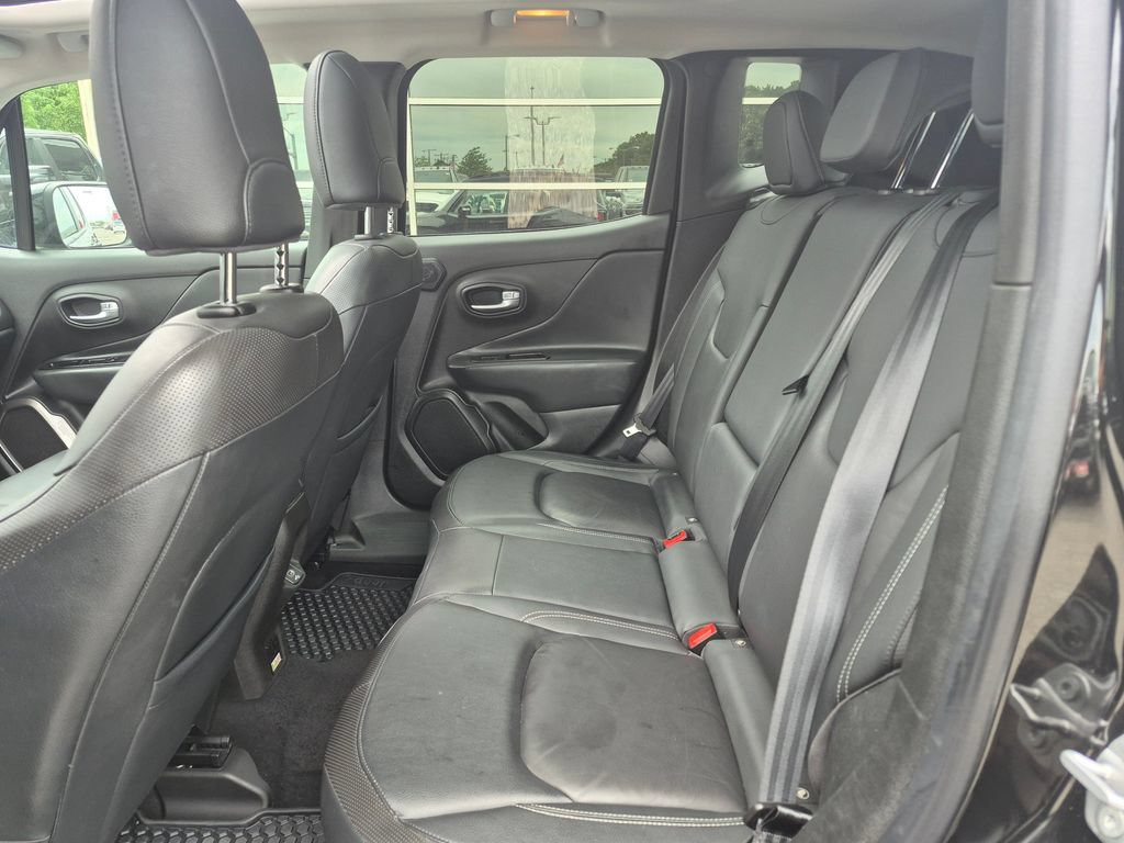 Used 2022 Jeep Renegade Limited w/ Sun, Sound & Wheels Group AWD/4WD image 15
