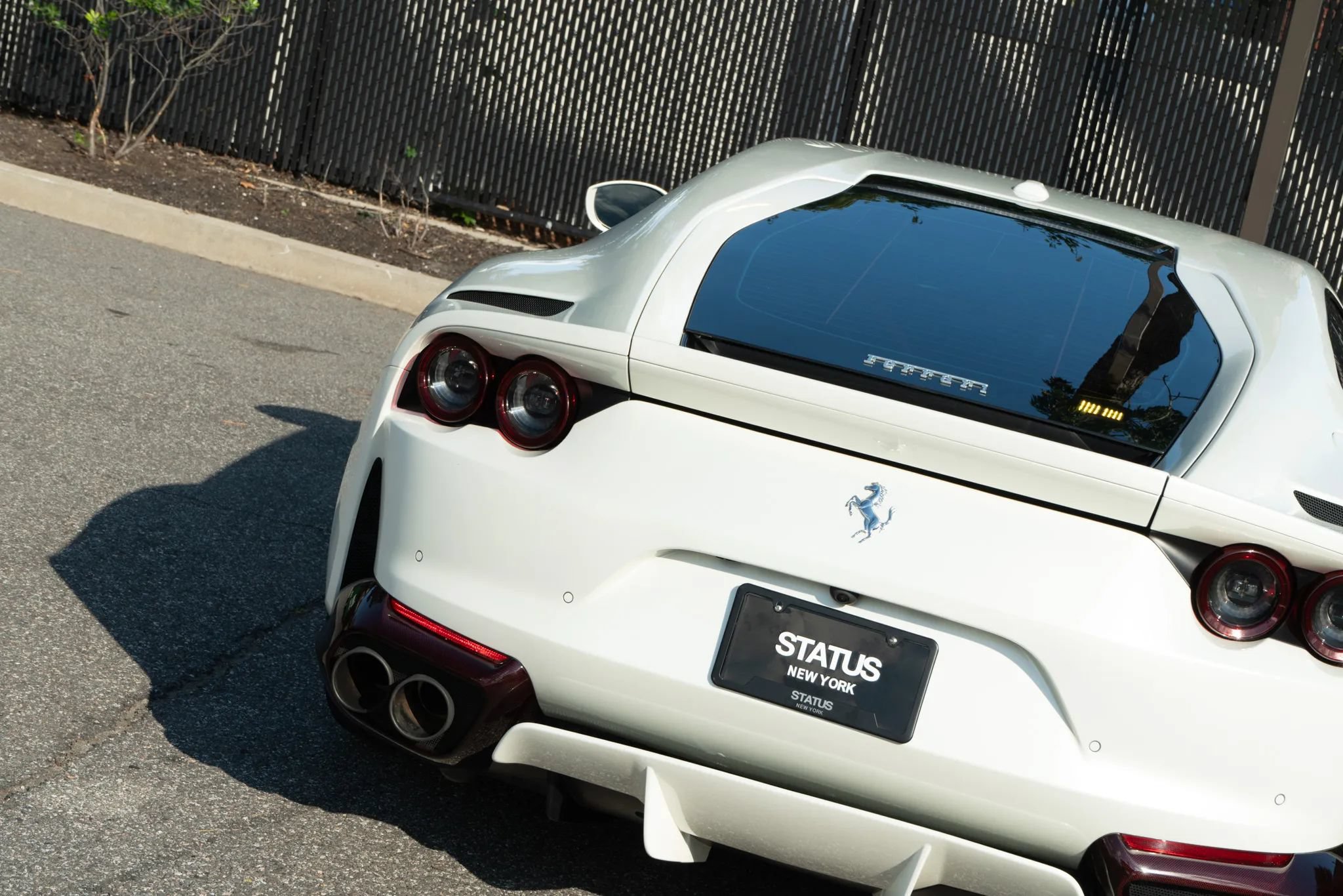 Used 2020 Ferrari 812 Superfast RWD image 11