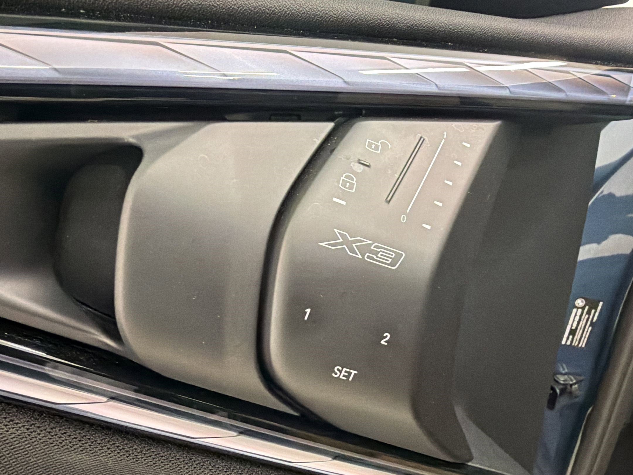 Certified 2025 BMW X3 xDrive30i w/ Premium Package image 15