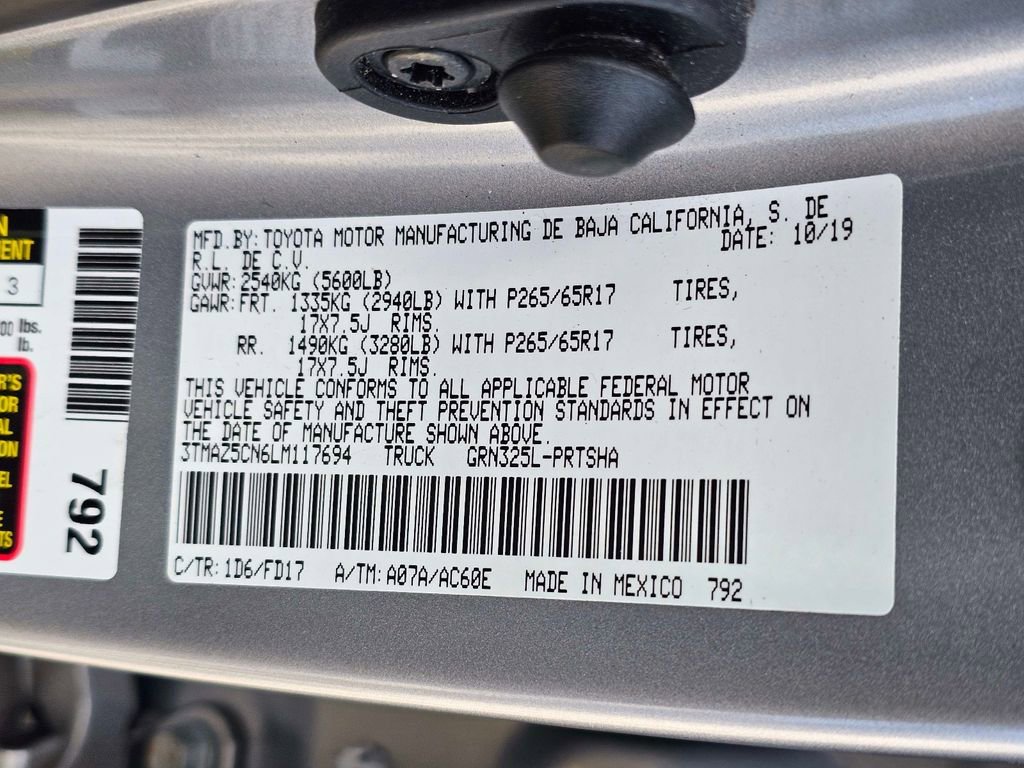 Used 2020 Toyota Tacoma TRD Sport w/ Technology Package RWD image 15