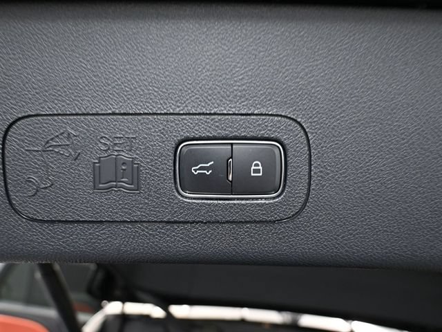 Used 2025 Lincoln Aviator Reserve w/ Jet Appearance Package AWD/4WD image 38