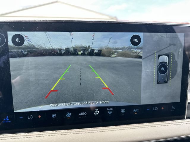 Used 2025 Lincoln Corsair AWD w/ Equipment Group 101A image 26