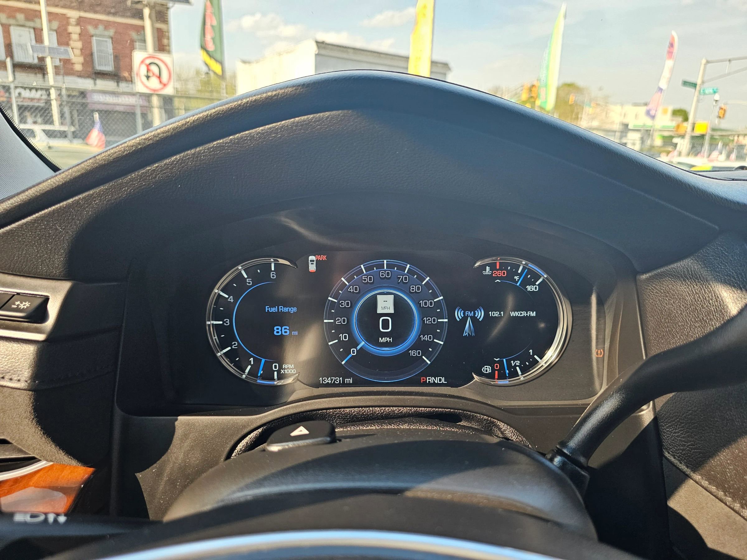 Used 2020 Cadillac Escalade Luxury RWD image 25
