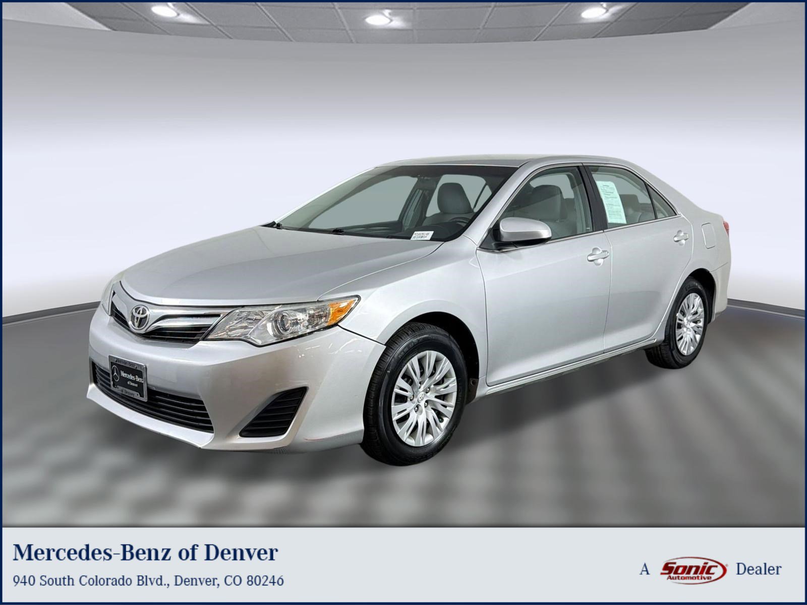 Used 2012 Toyota Camry LE image 1