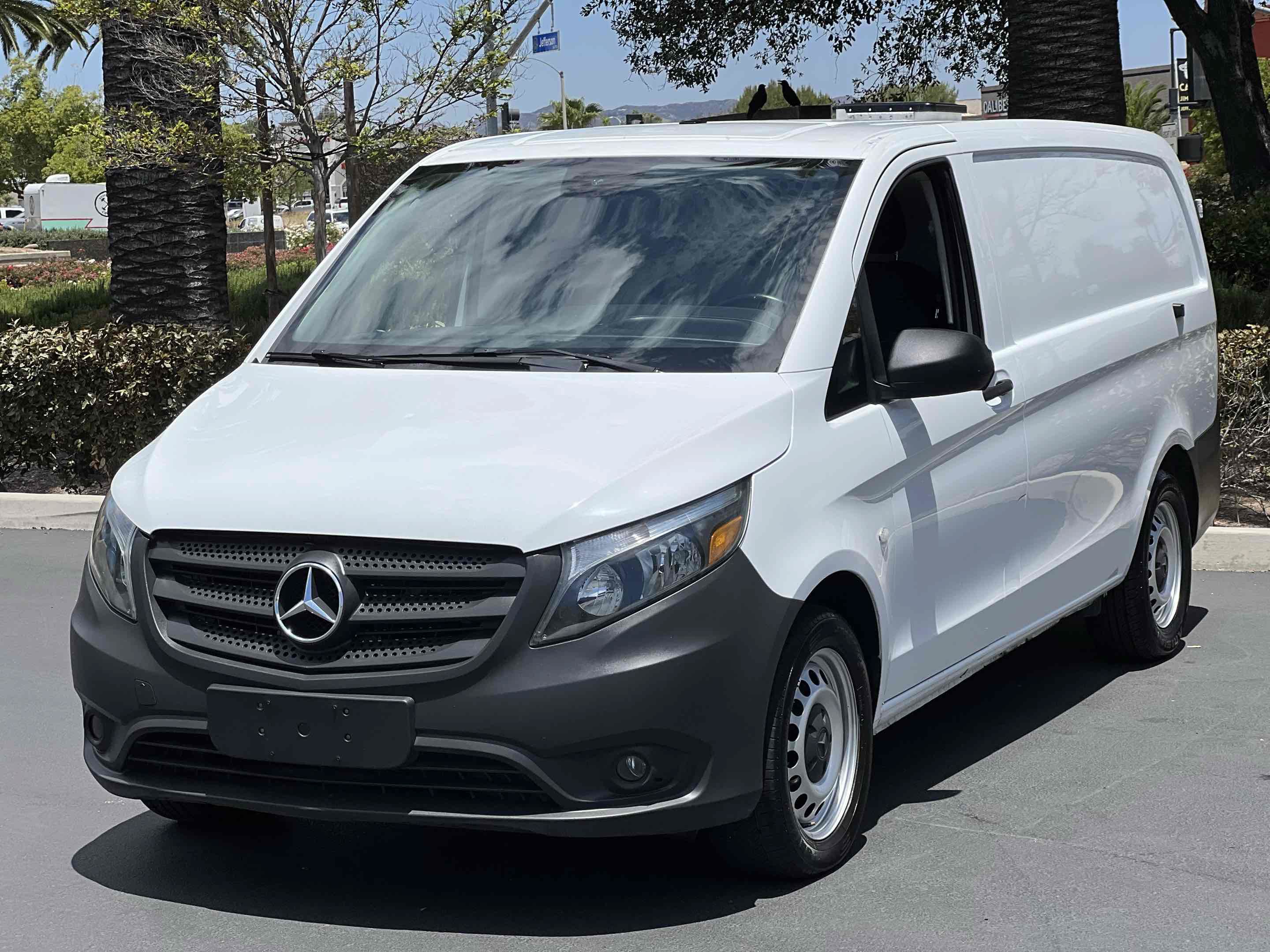 Used 2022 Mercedes-Benz Metris image 12
