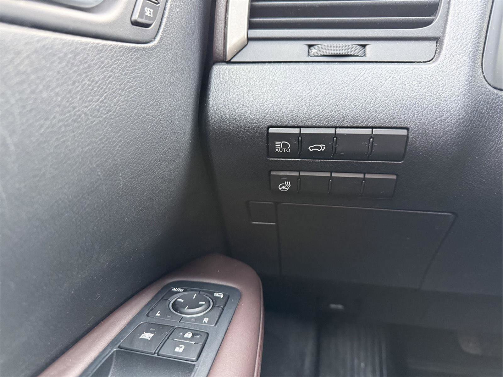 Used 2018 Lexus RX 350 AWD image 17