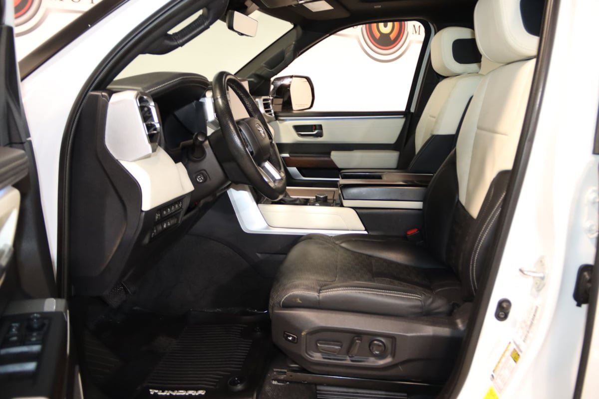 Used 2024 Toyota Tundra Capstone AWD/4WD image 37