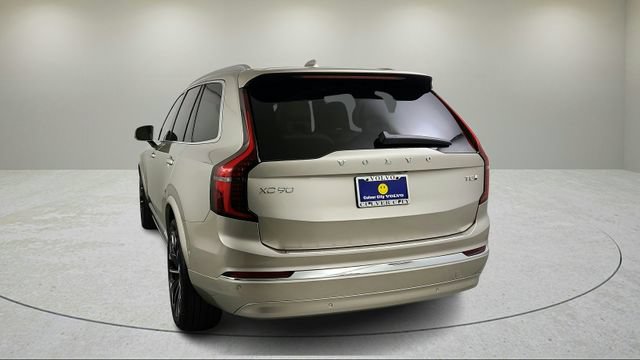 New 2026 Volvo XC90 T8 Plus w/ Protection Package Premier AWD/4WD image 5