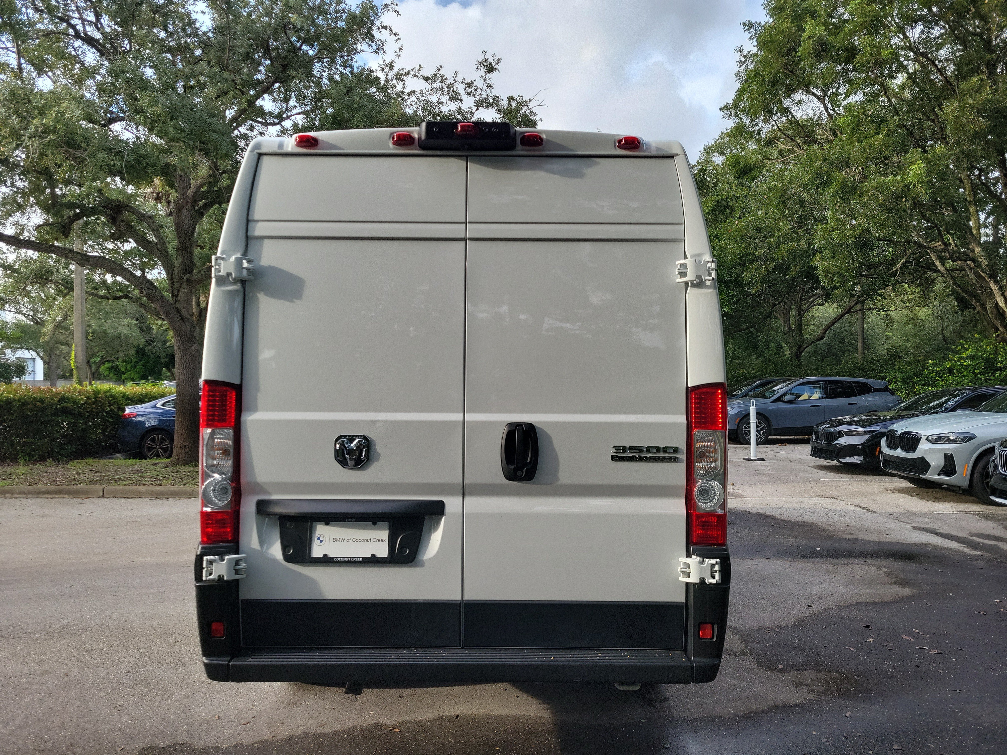 Used 2023 RAM ProMaster 3500 FWD image 6