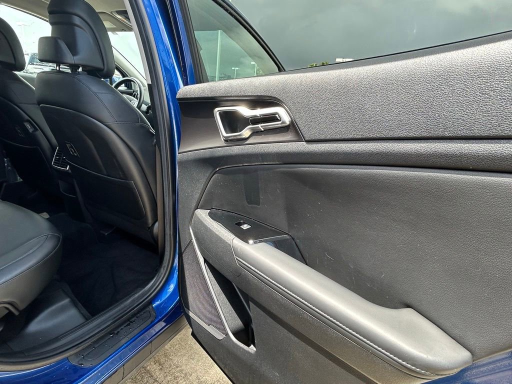 Used 2023 Kia Sportage EX FWD image 37