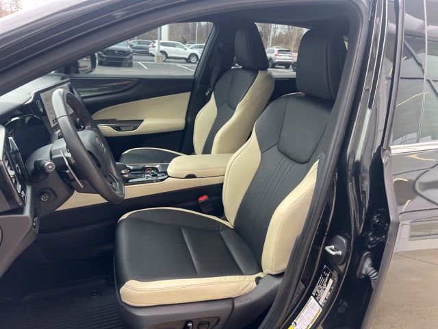 Used 2024 Lexus NX 350h AWD image 18