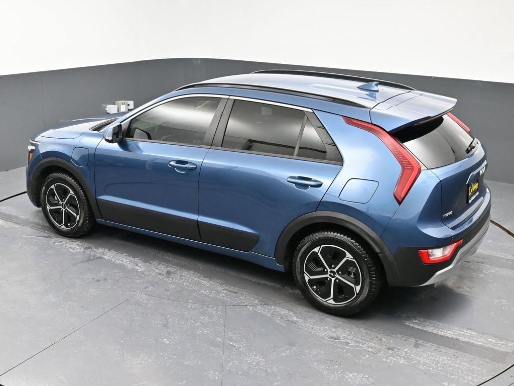 Used 2023 Kia Niro EX image 45