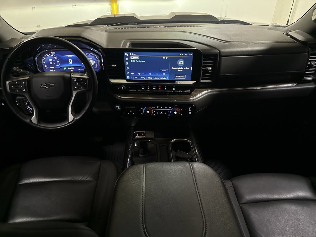 Used 2024 Chevrolet Silverado 1500 LT Trail Boss w/ Convenience Package II AWD/4WD image 10