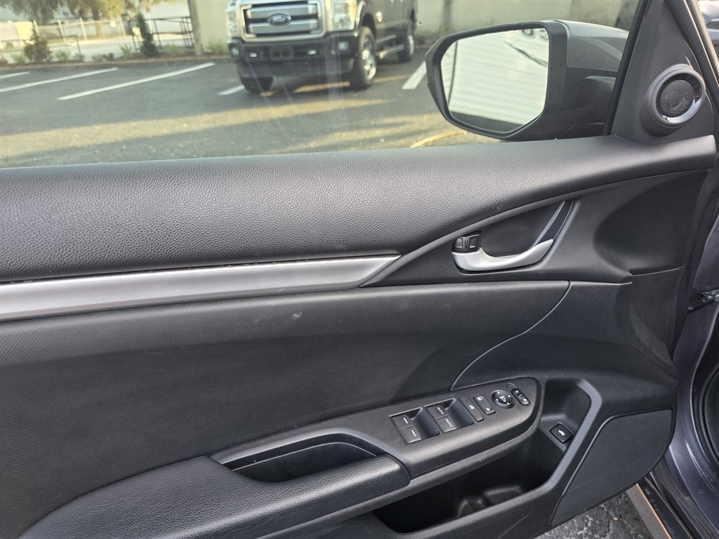 Used 2020 Honda Civic Sport image 14