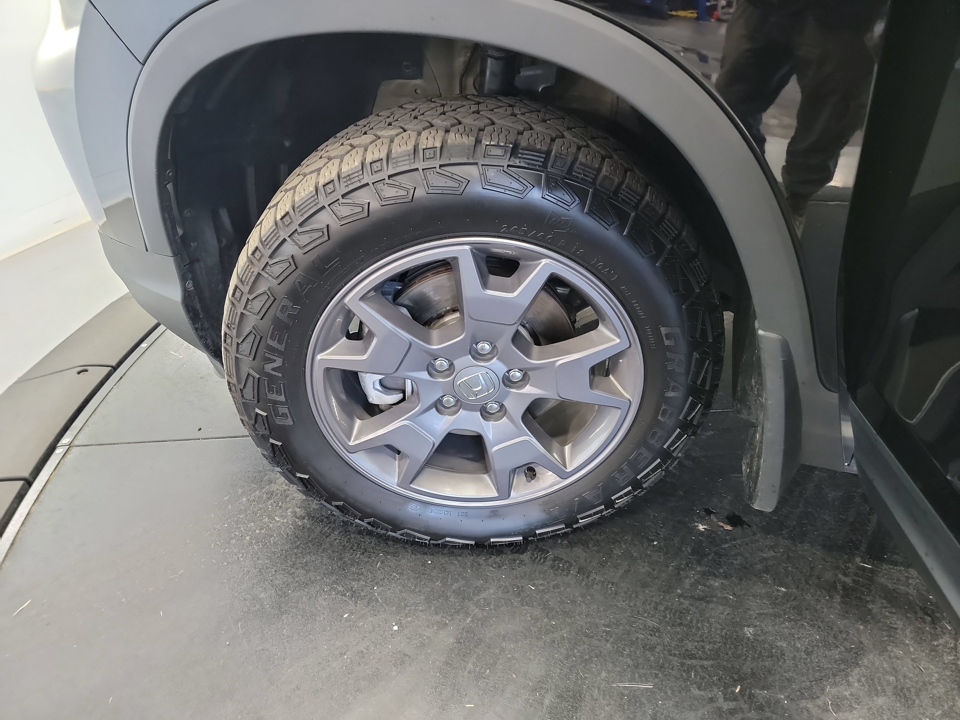 Used 2024 Honda Passport TrailSport image 30