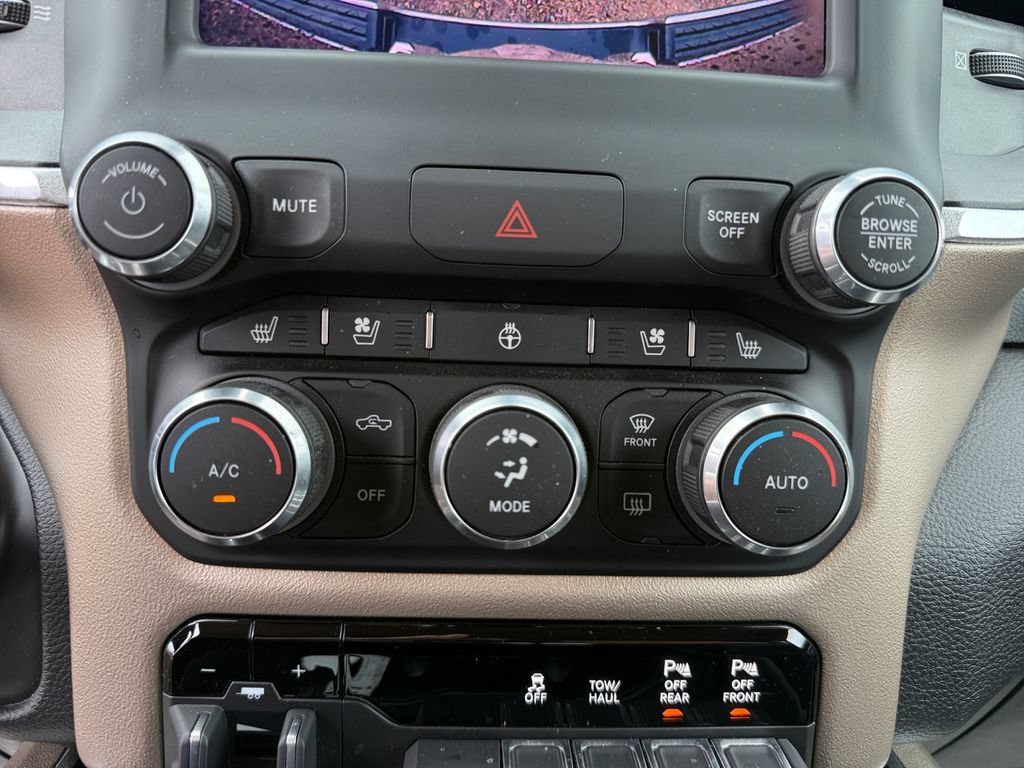 Used 2020 RAM 1500 Laramie AWD/4WD image 31