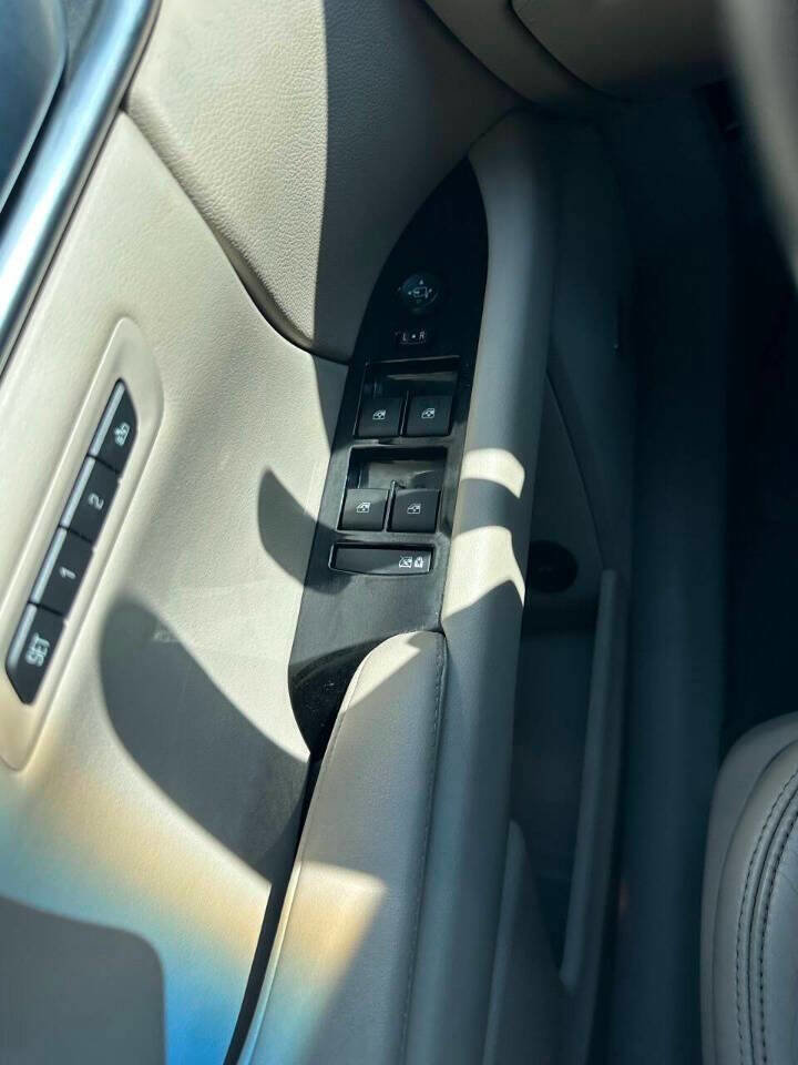 Used 2016 Cadillac XTS Premium image 6