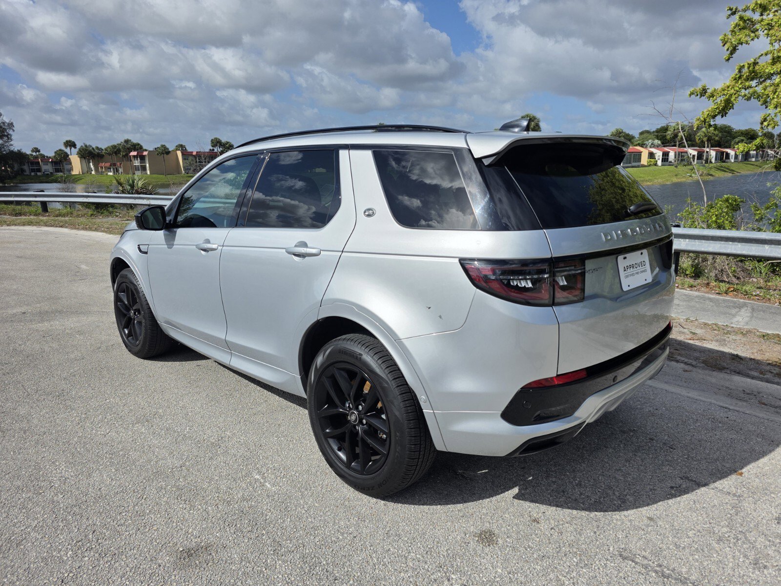 Certified 2025 Land Rover Discovery Sport S video 2