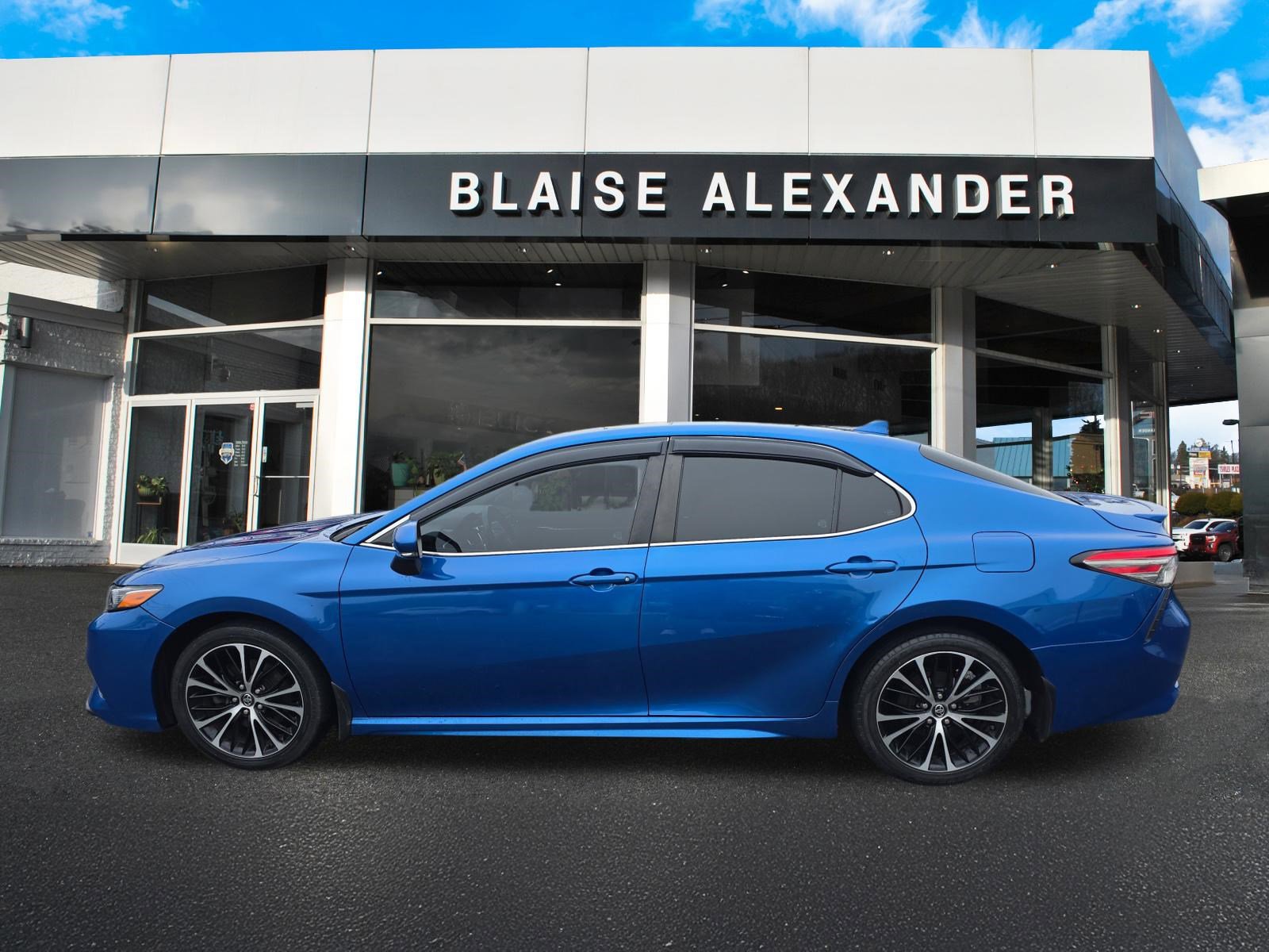 Used 2018 Toyota Camry SE w/ Audio Package image 7