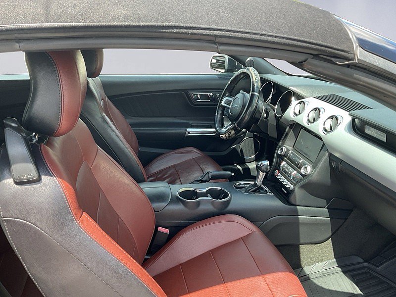 Used 2017 Ford Mustang Premium RWD image 9