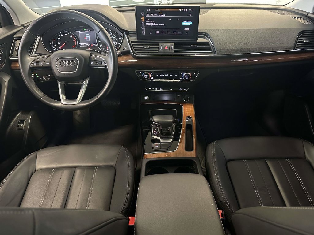 Used 2023 Audi Q5 2.0T Premium w/ Convenience Package AWD/4WD image 17