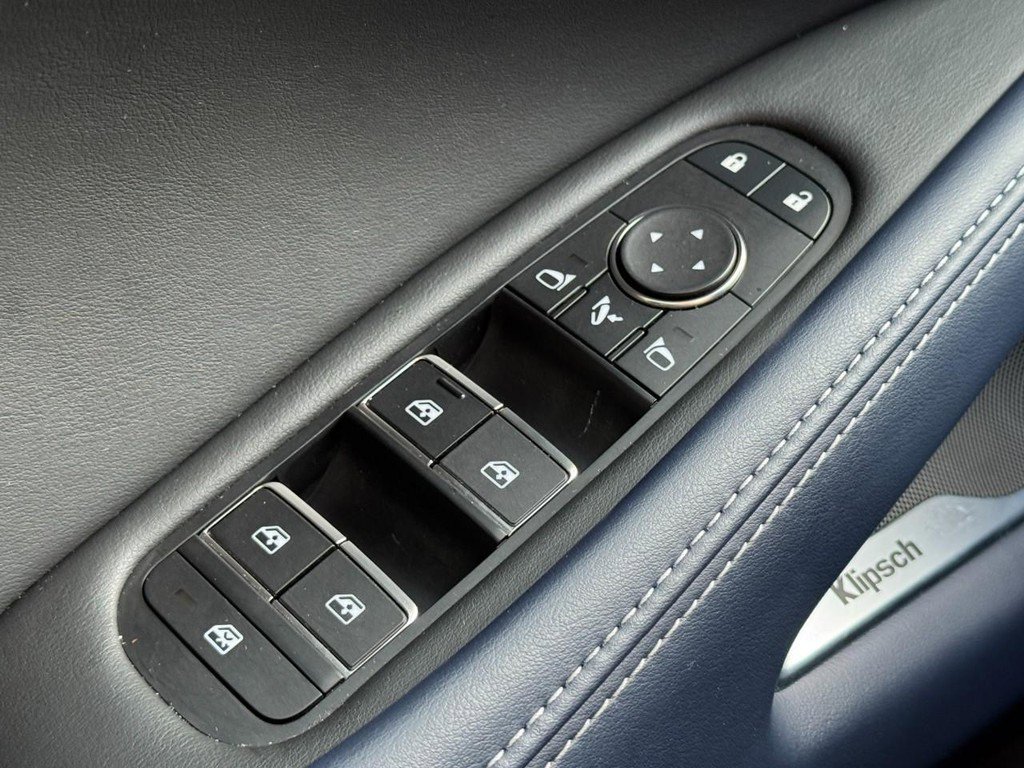 Used 2026 INFINITI QX60 Sport w/ Dark Cargo Package image 22