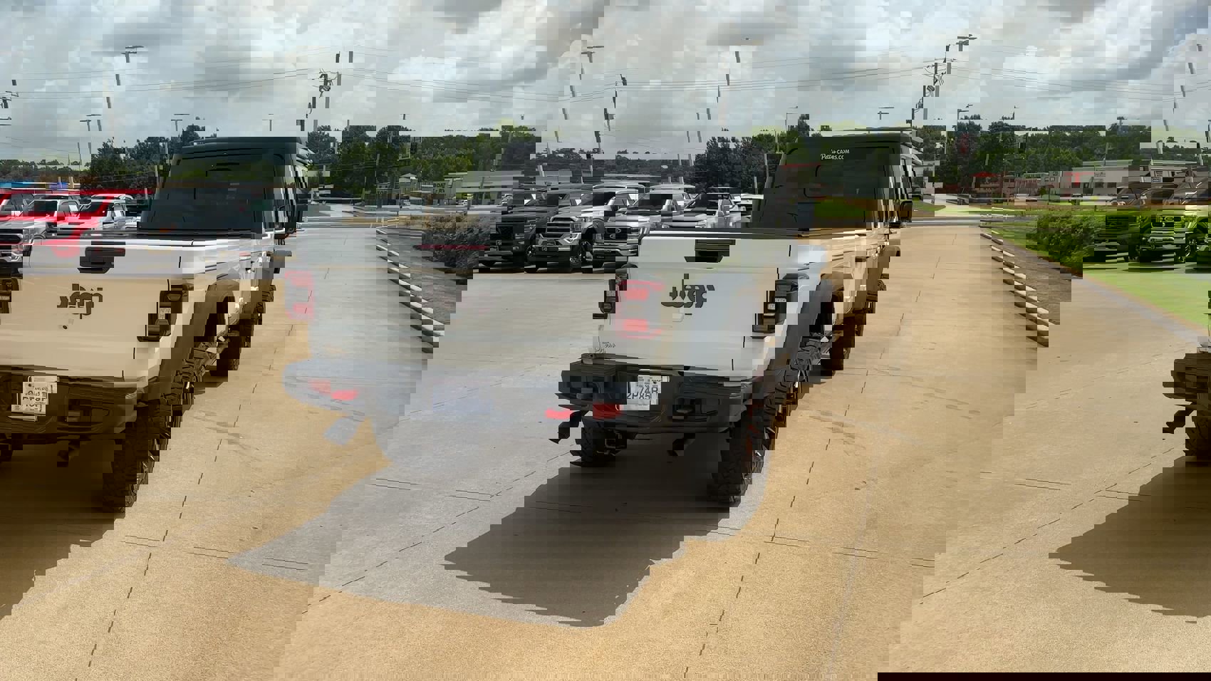 Used 2020 Jeep Gladiator Rubicon w/ LED Lighting Group image 7