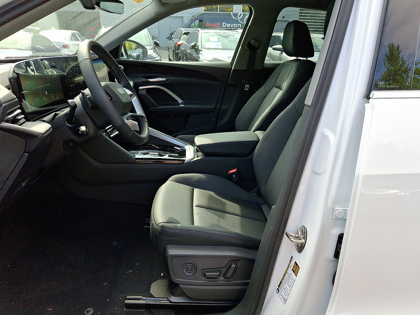 New 2025 Audi Q5 Premium image 9