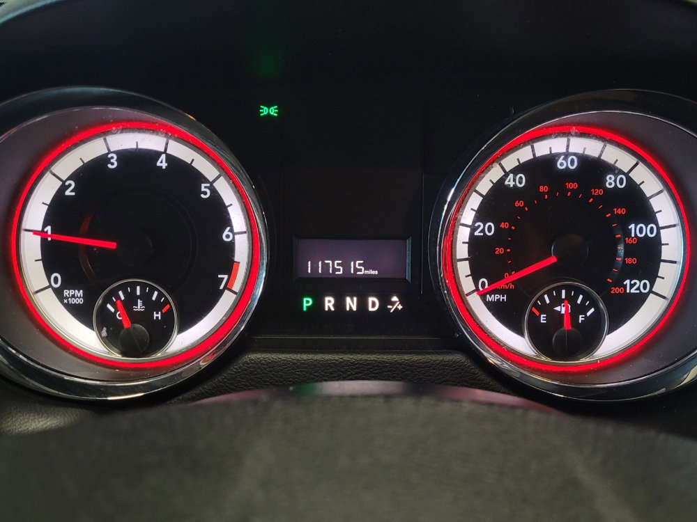 Used 2017 Dodge Grand Caravan SE image 23