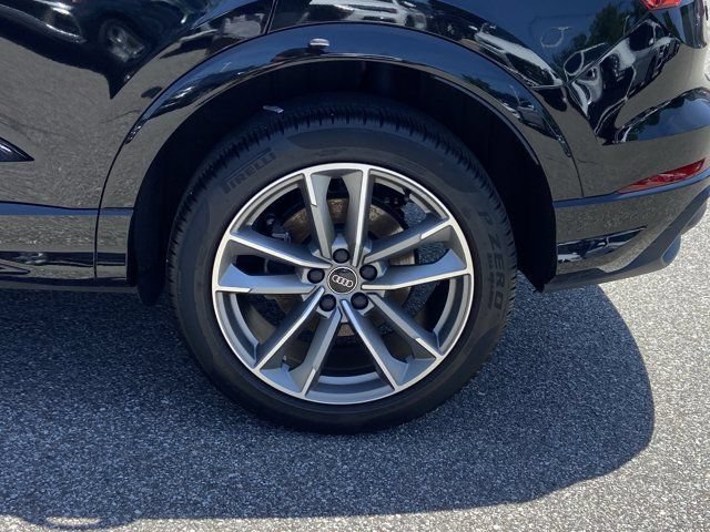 Certified 2023 Audi Q3 2.0T Premium w/ Black Optic Sport Package AWD/4WD image 9