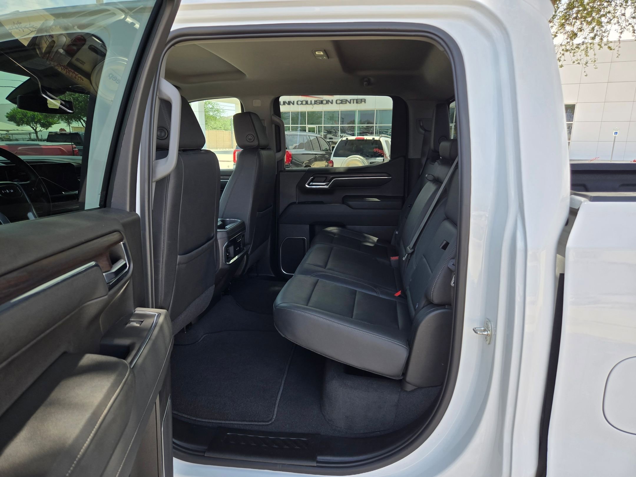 Certified 2024 GMC Sierra 1500 SLT RWD image 20