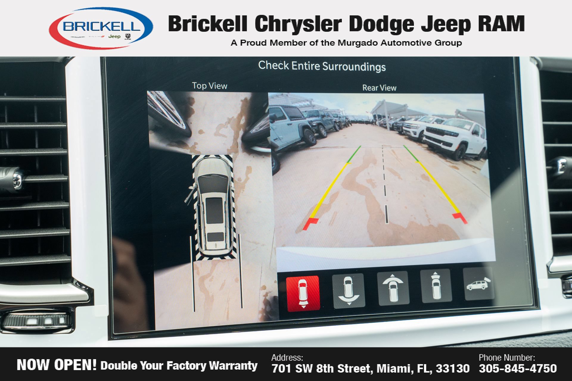 New 2027 Chrysler Pacifica Select FWD image 33