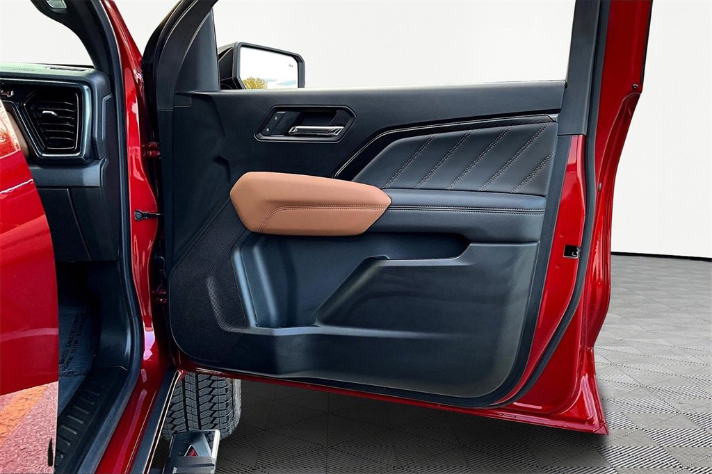 Used 2024 GMC Canyon AT4 w/ LPO, Skid Plate Package image 25