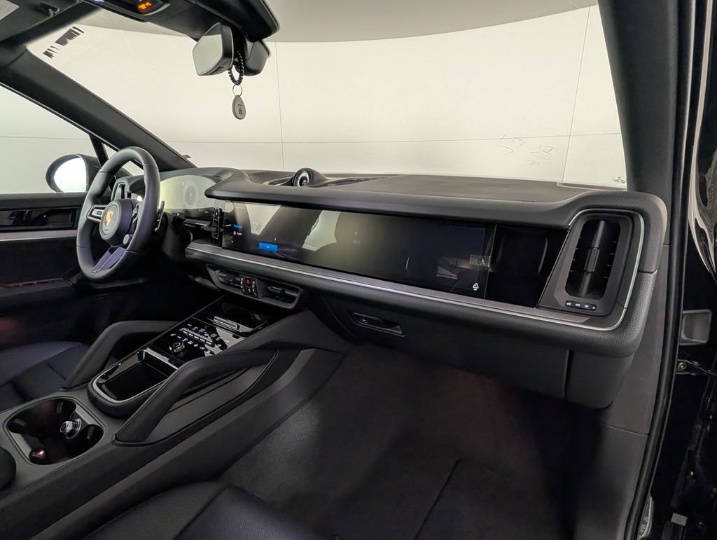 New 2026 Porsche Cayenne AWD/4WD image 19