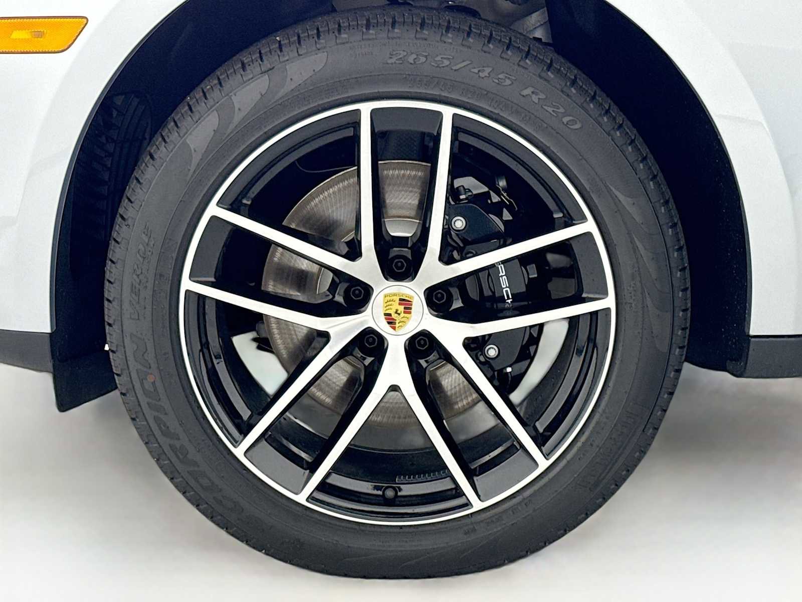 New 2025 Porsche Macan S image 33