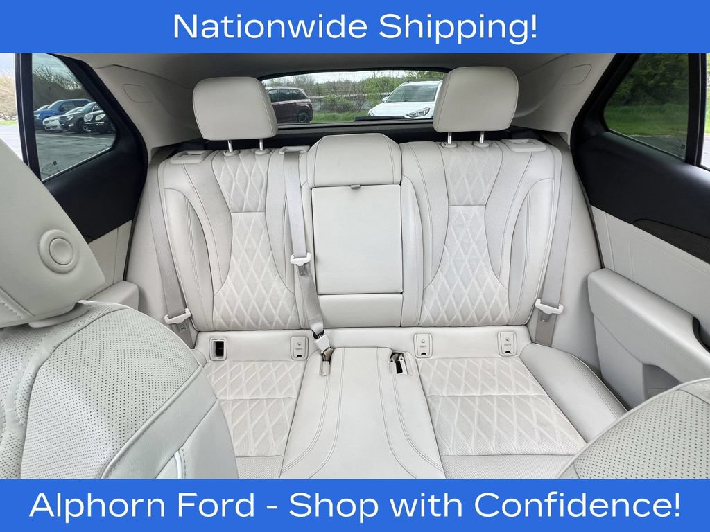 Used 2023 Buick Envision Avenir AWD/4WD image 34